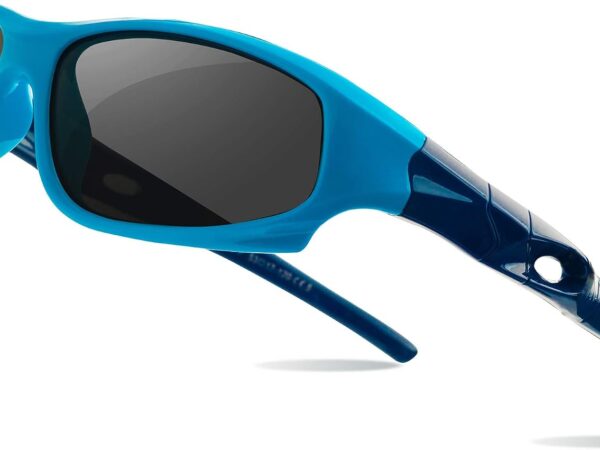 Polarized sports sunglasses for boys (includes strap); suitable for baseball, beach outings, and other outdoor activities